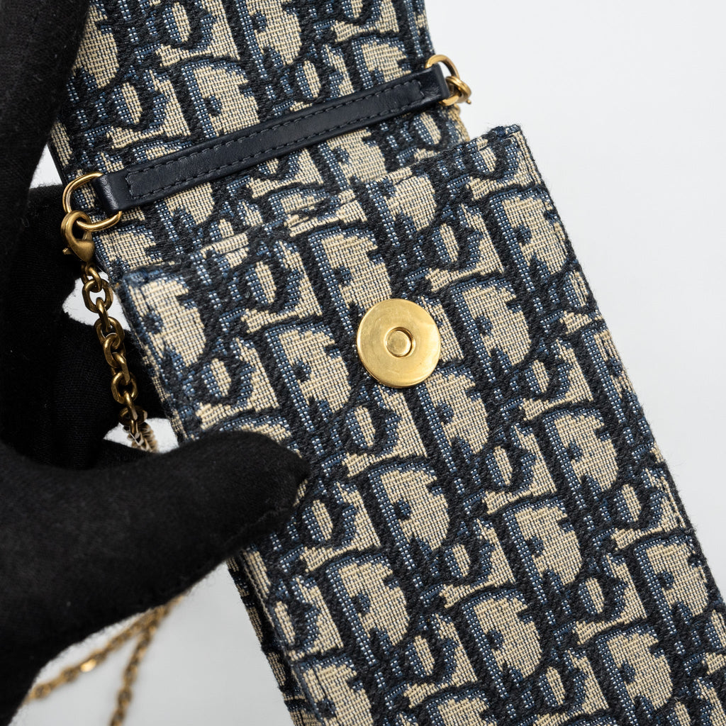 dior-saddle-phone-pouch-dior-oblique-jacquard-blue-ghw