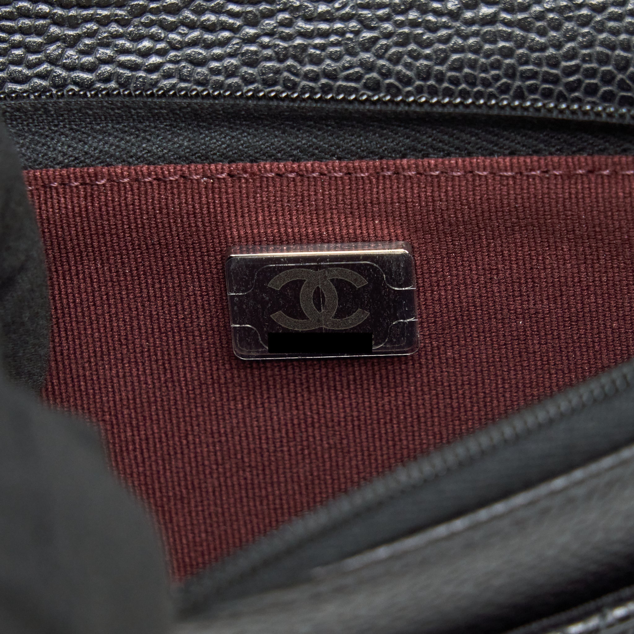 chanel-classic-wallet-on-chain-caviar-black-shw-microchip-1