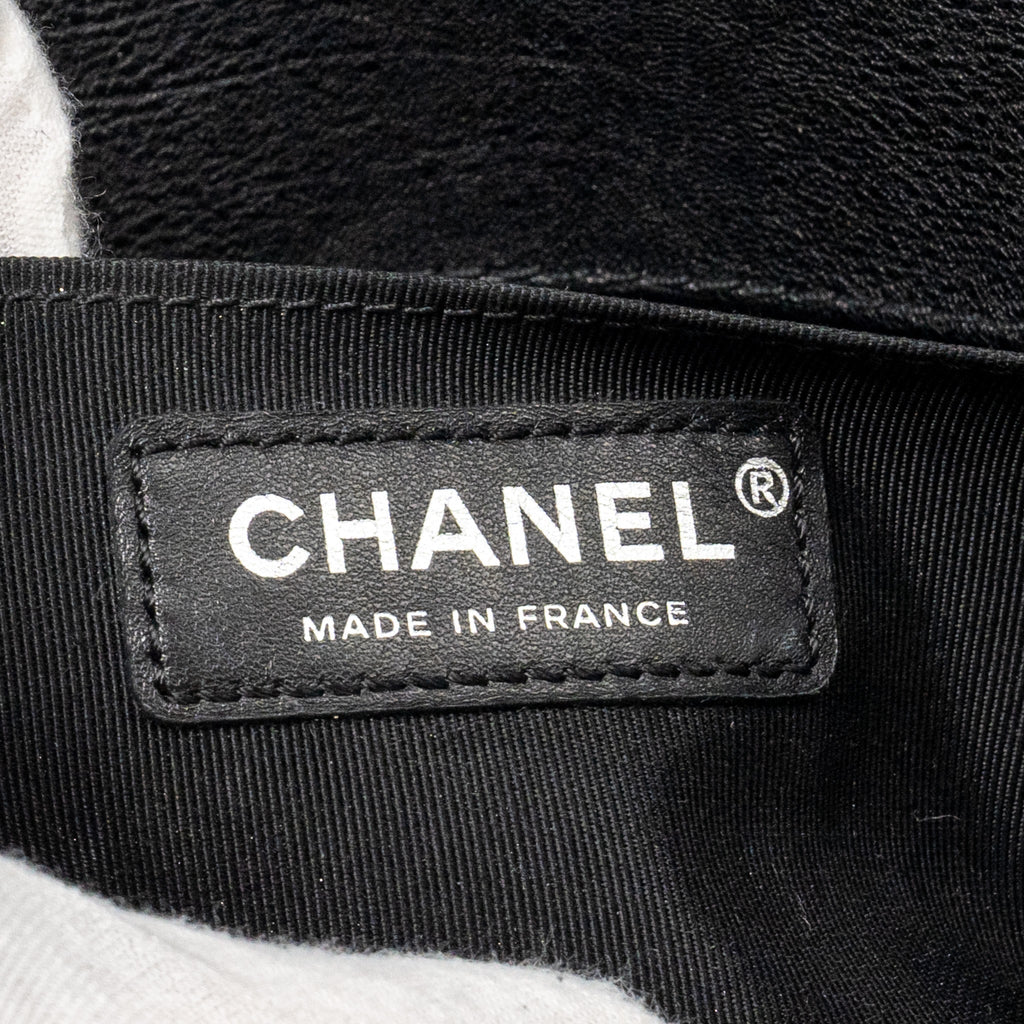 chanel-top-handle-boy-bag-limited-edition-grained-calfskin-black-ruthenium-silver-hardware-copy