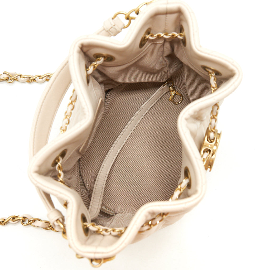 chanel-button-bucket-crossbody-bag-lambskin-white-ghw