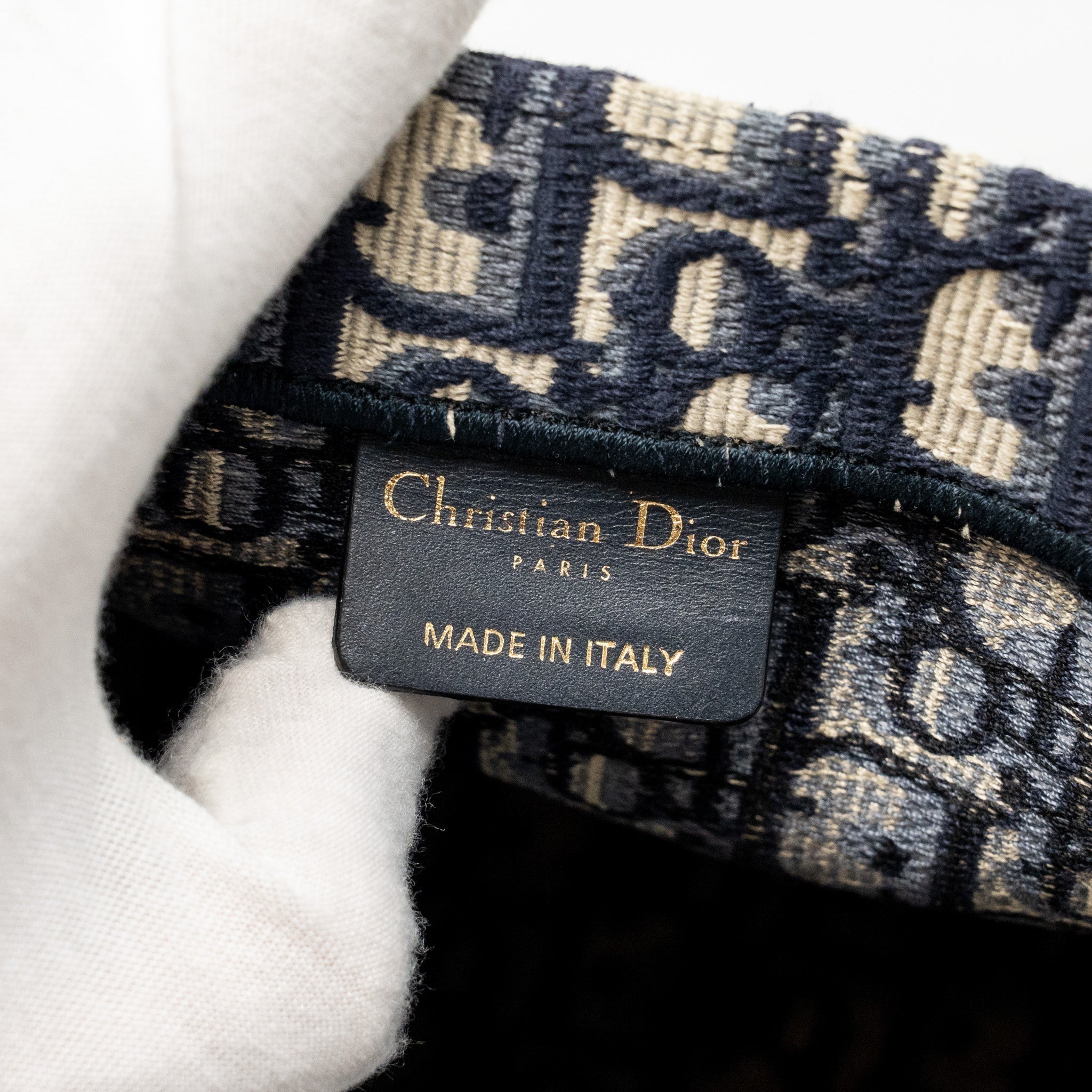 dior-medium-dior-book-tote-dior-oblique-embroidery-ecru-blue