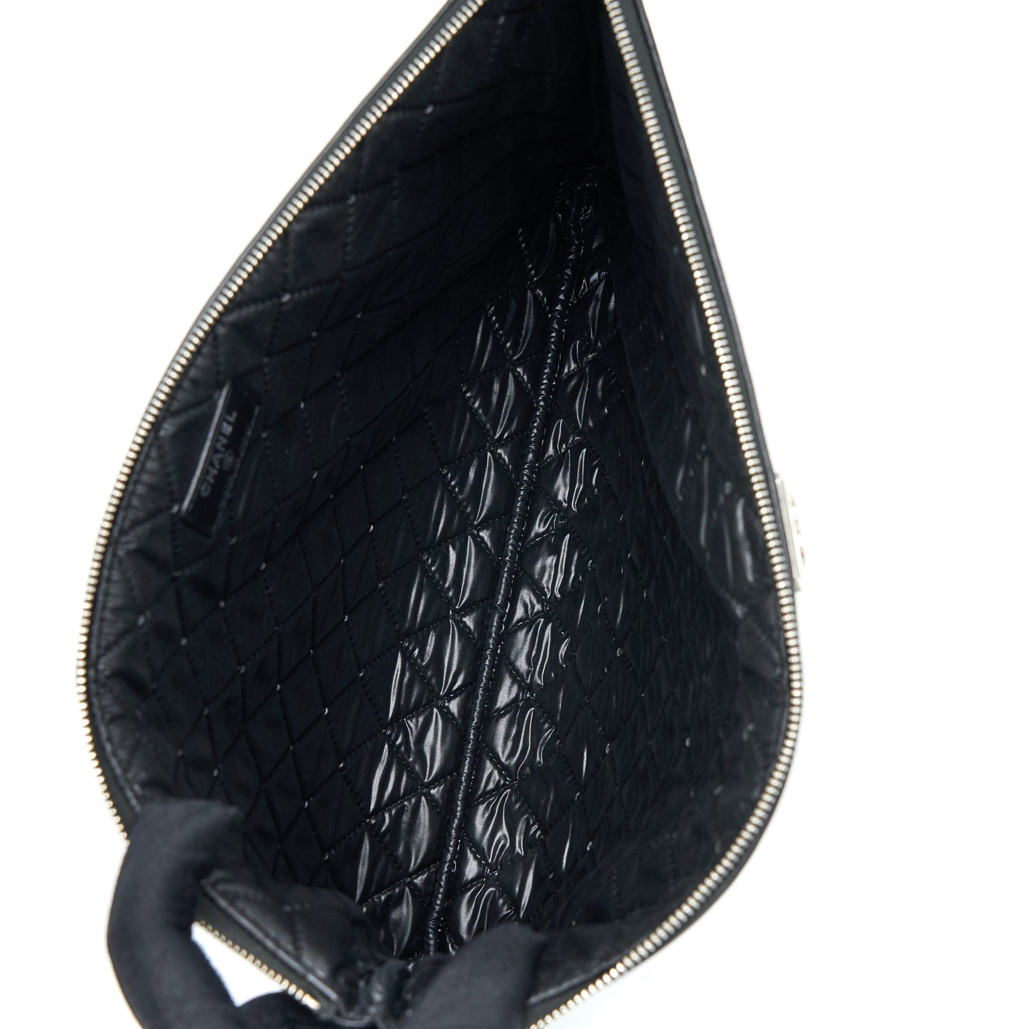 chanel-boy-clutch-lambskin-black-shw