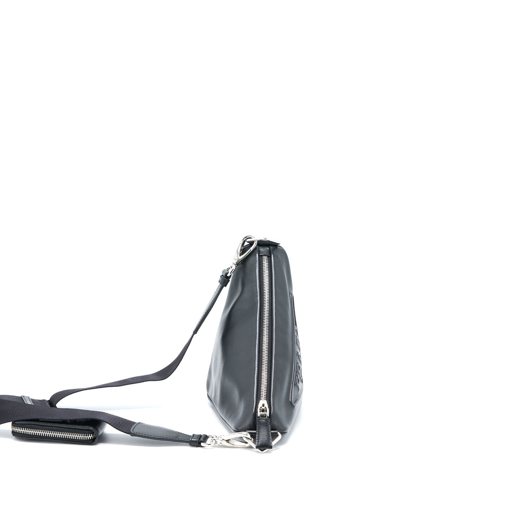 prada-triangle-shoulder-bag-leather-black-shw