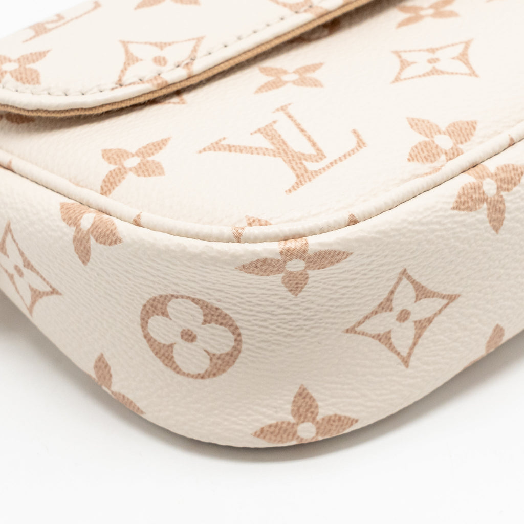 louis-vuitton-ivy-wallet-on-chain-monogram-dune-canvas-beige-cream-ghw