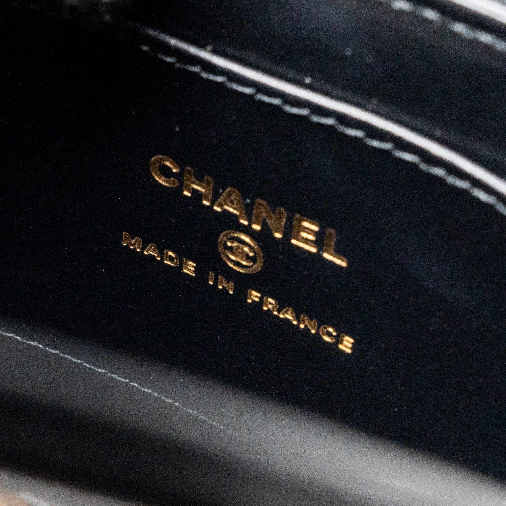 chanel-24p-nano-shopping-tote-kelly-bag-calfskin-black-ghwmicrochip