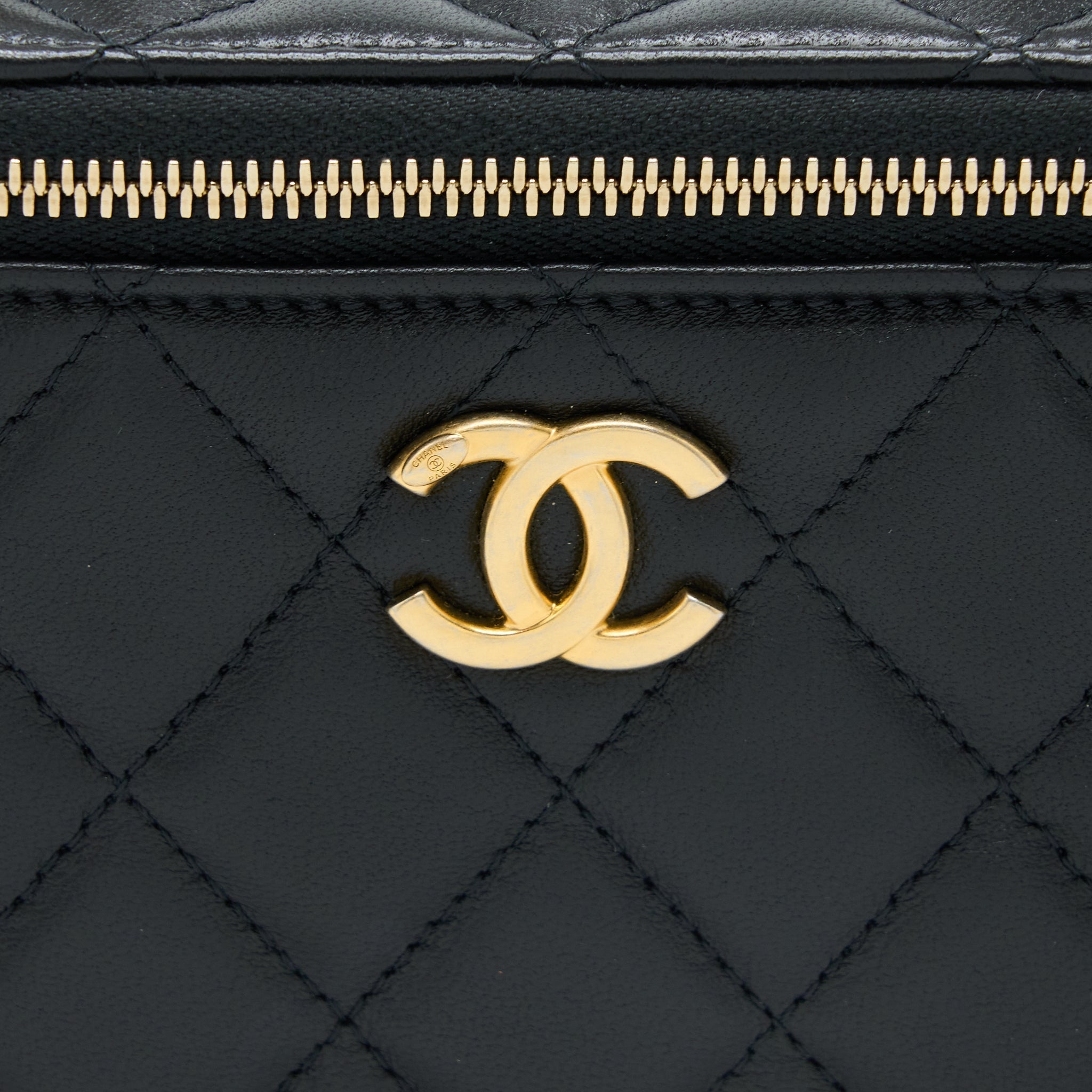 chanel-top-twist-chain-handle-long-vanity-with-chain-lambskin-black-brushed-ghw-microchip