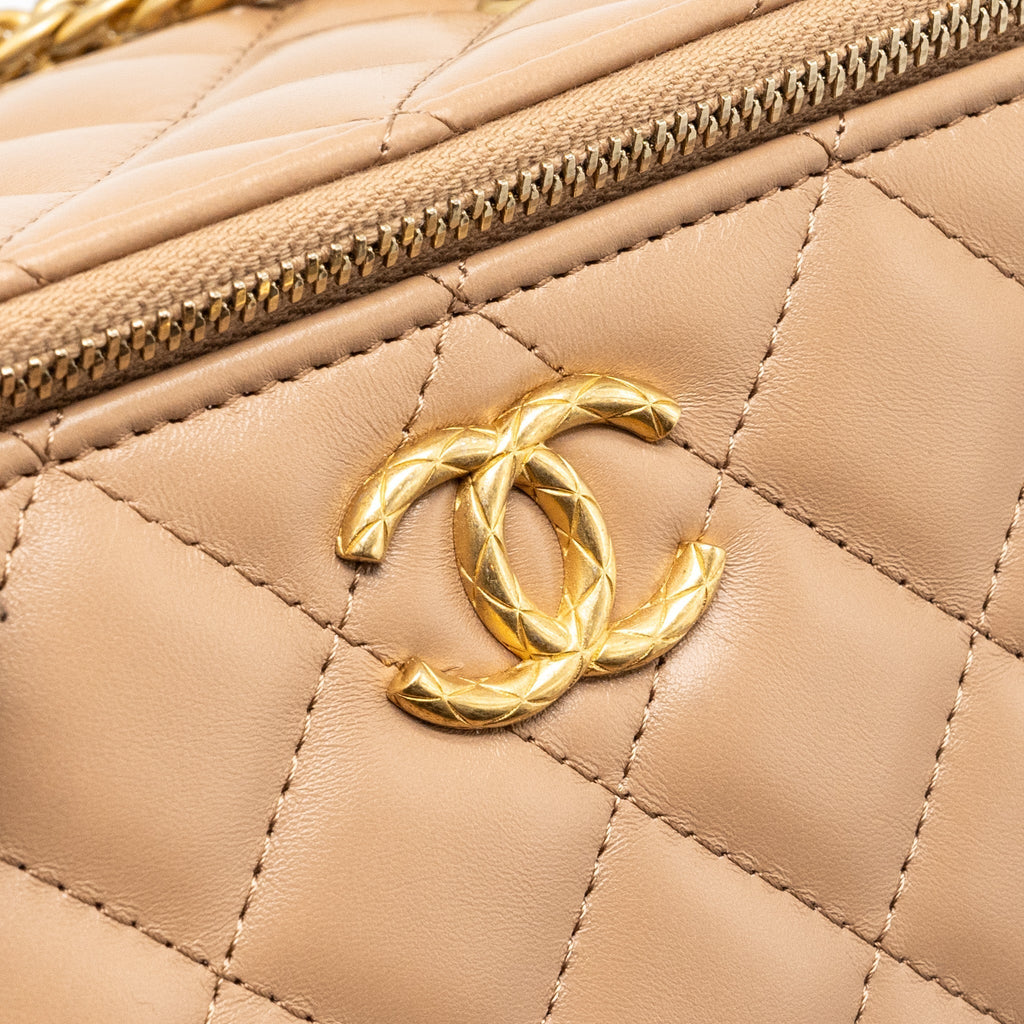 chanel-gold-pillar-long-vanity-case-with-adjustable-chain-lambskin-dark-beigemicrochip