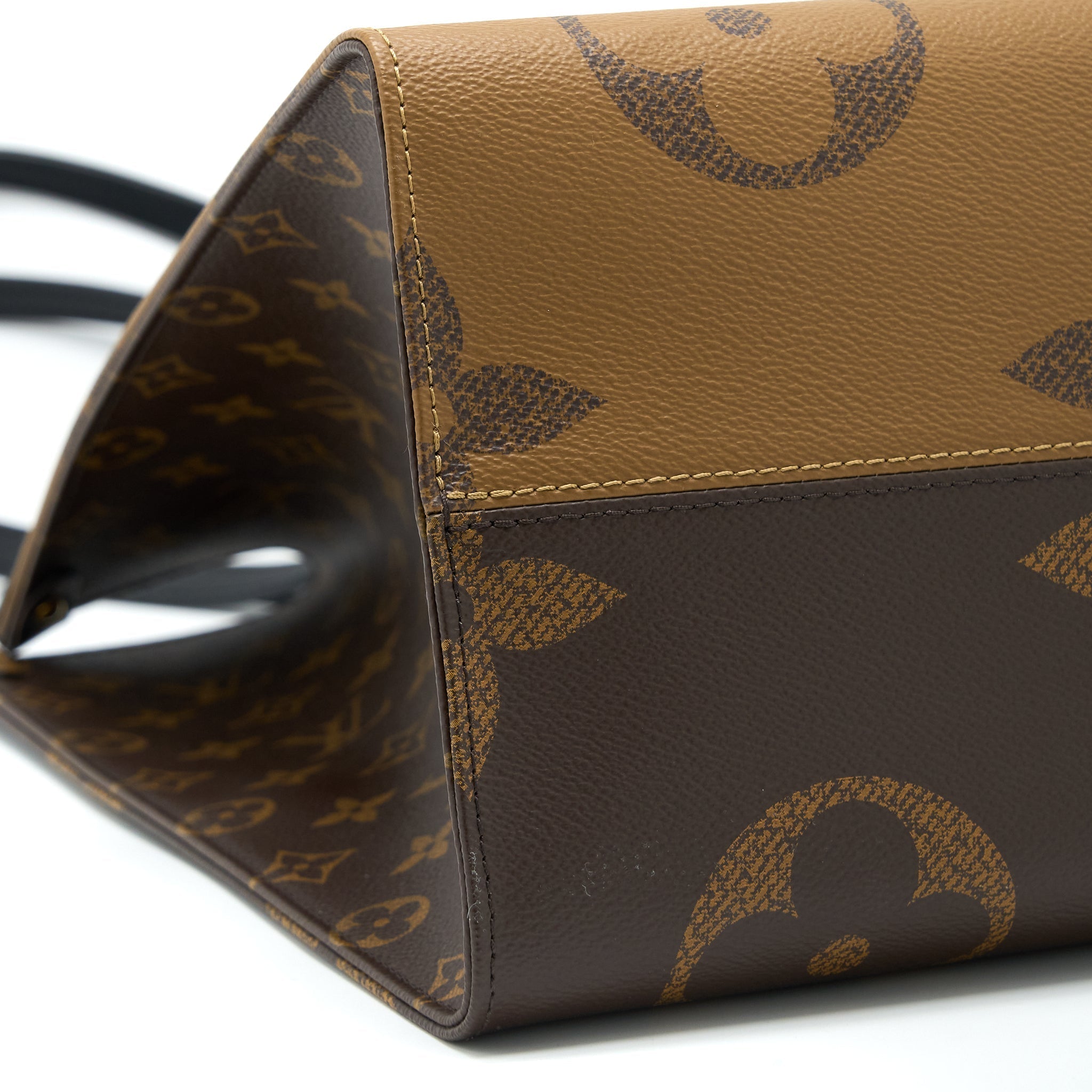 louis-vuitton-onthego-gm-monogram-canvas-ghw