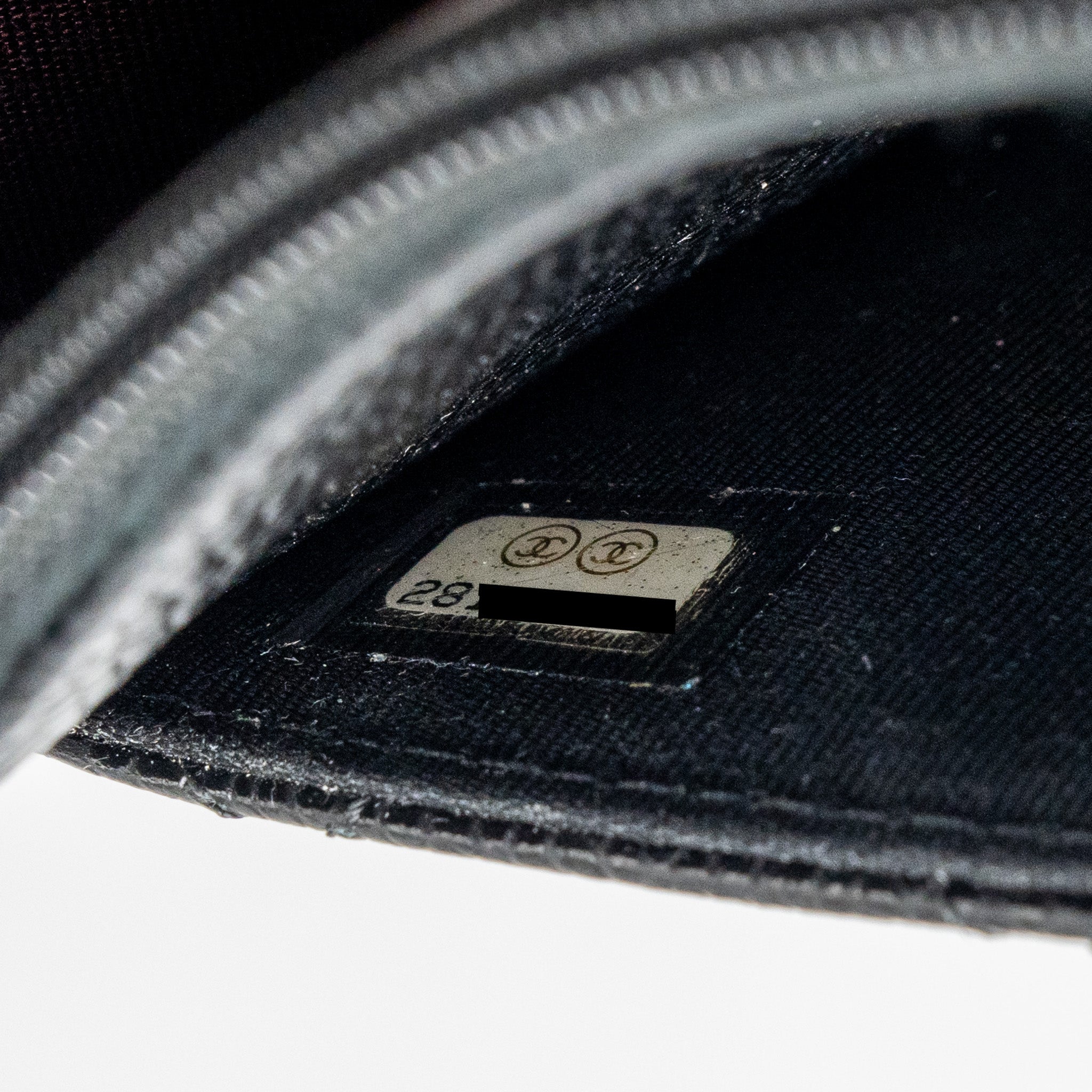 chanel-classic-wallet-on-chain-caviar-black-ghw-16