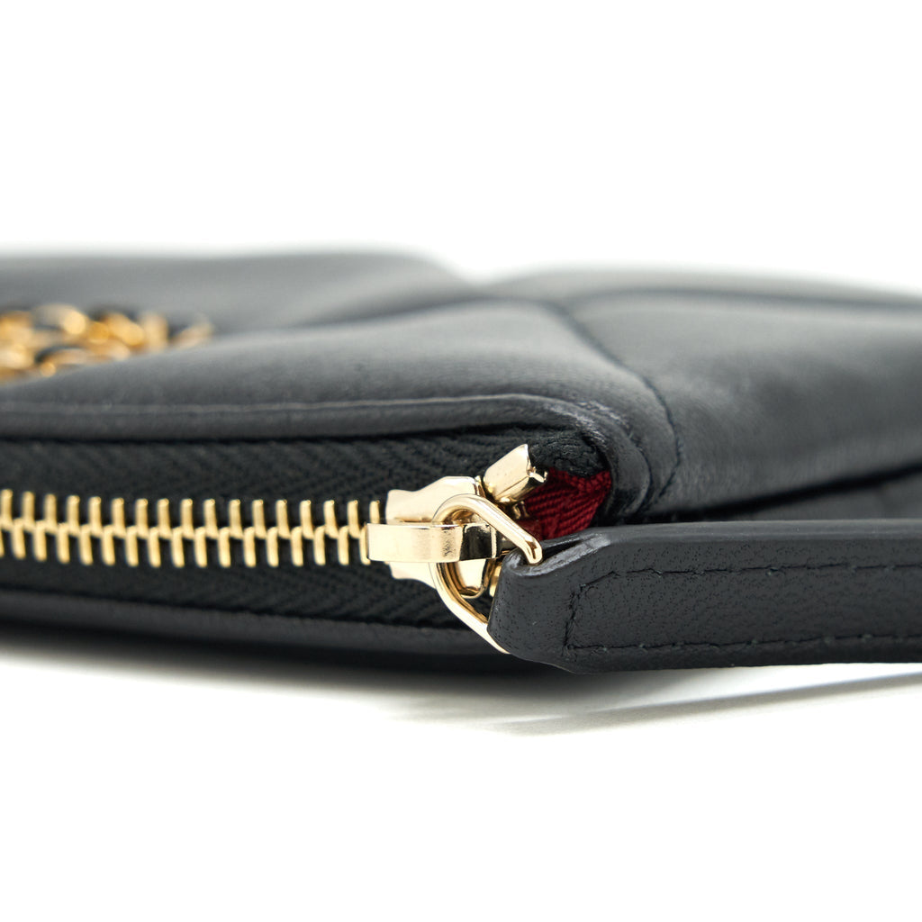 chanel-19-mini-pouch-lambskin-black-ghw