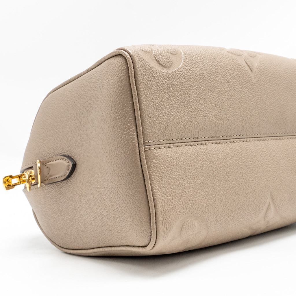 louis-vuitton-speedy-bandouliere-empreinte-leather-tourterelle-taupe-ghw