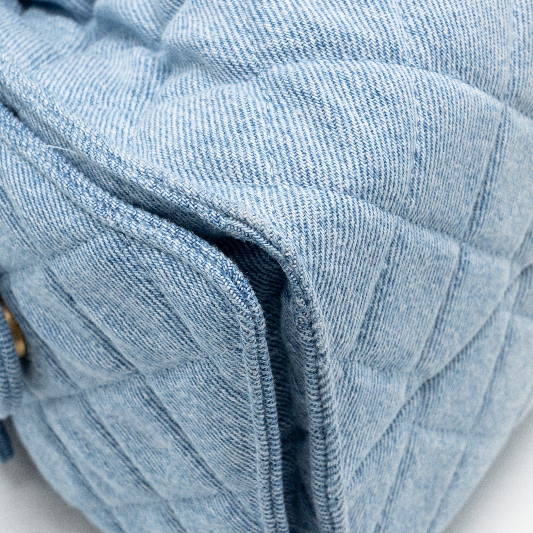 chanel-small-25-bag-washed-denim-light-blue-ghwmicrochip