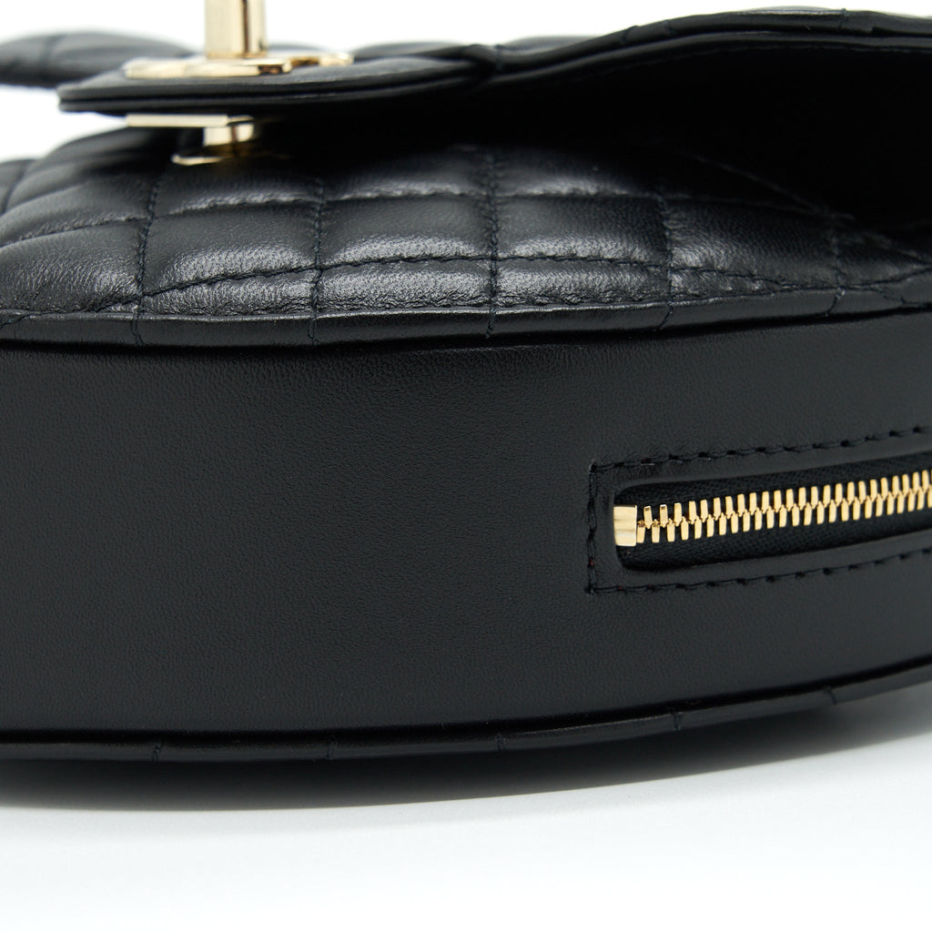 chanel-22s-heart-bag-lambskin-black-lghw-microchip-1