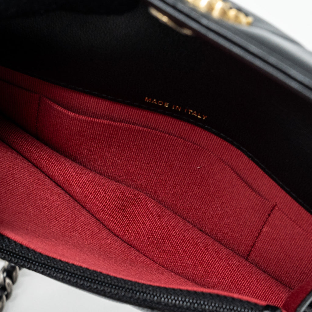 chanel-mini-19-wallet-on-chain-lambskin-black-multicolour-hardware-microchip-copy-1