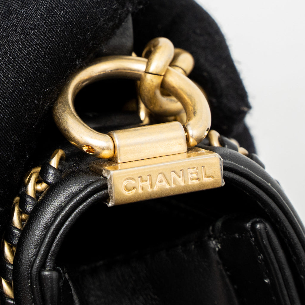chanel-top-handle-small-boy-bag-calfskin-black-brushed-ghw