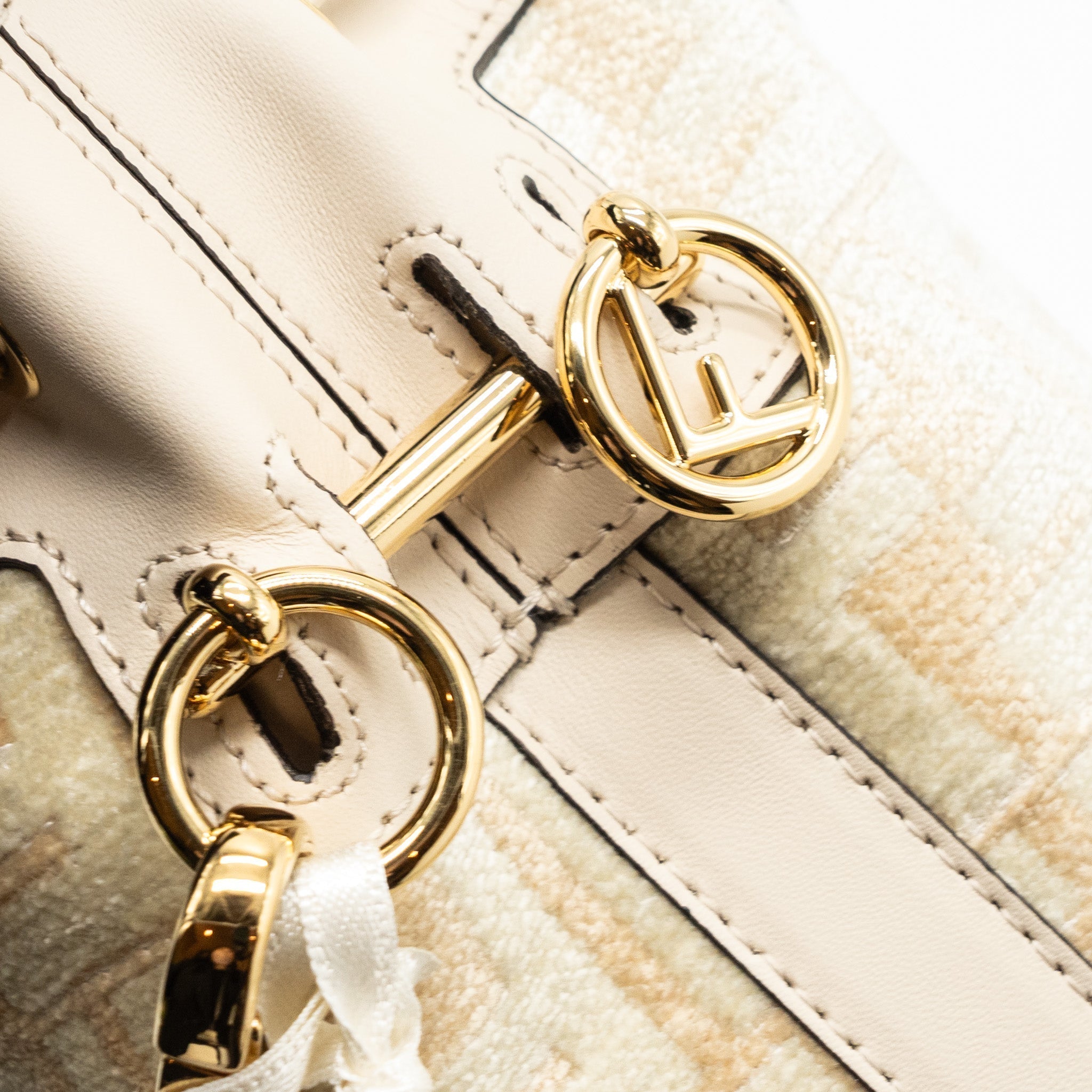 fendi-mini-mon-tresor-bucket-bag-fabric-leather-cream-lghw