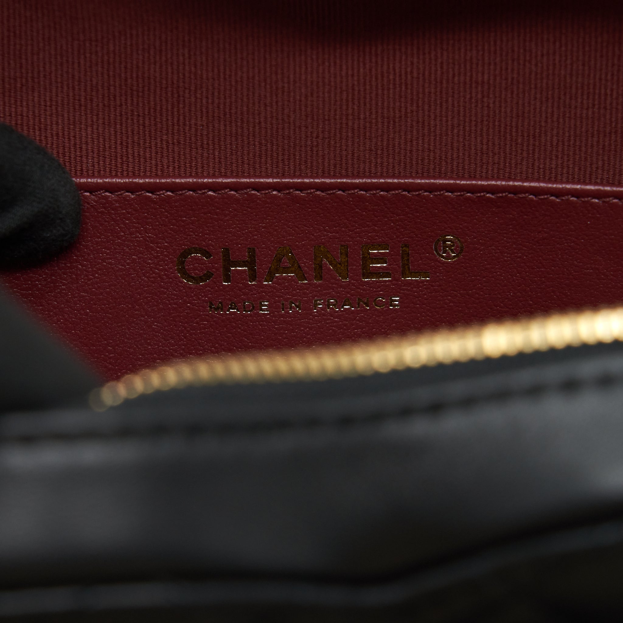 chanel-22s-heart-bag-lambskin-black-lghw-microchip-1
