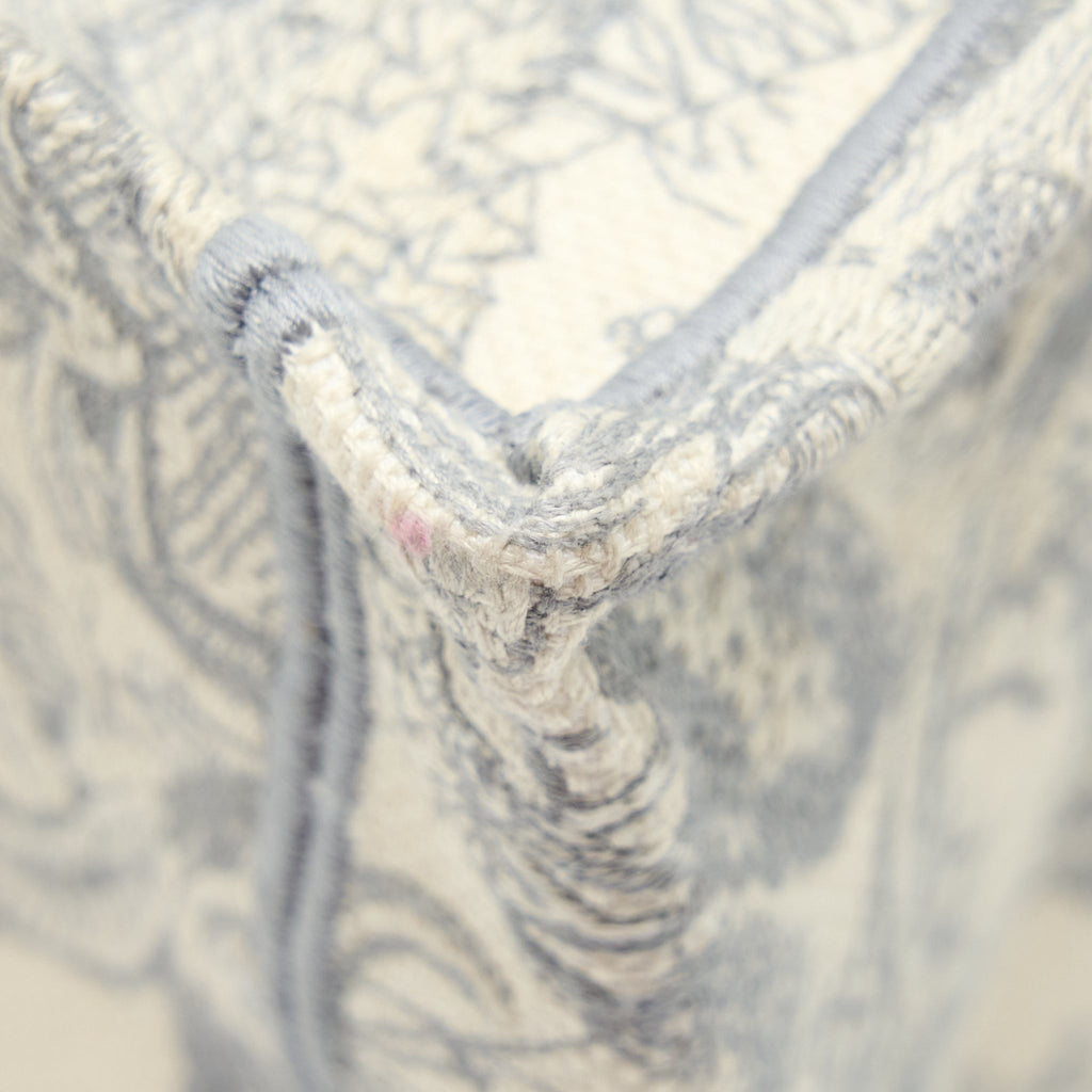 dior-medium-dior-book-tote-grey-toile-de-jouy-embroidery
