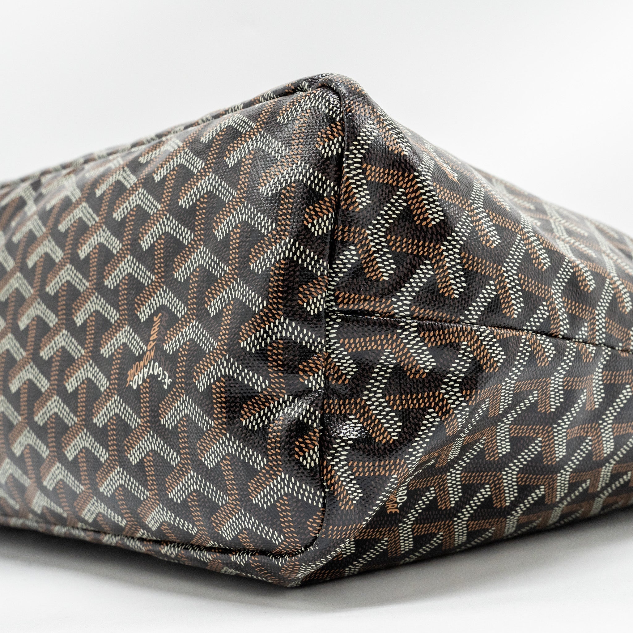 goyard-boheme-hobo-bag-goyardine-canvas-calfskin-black-shw