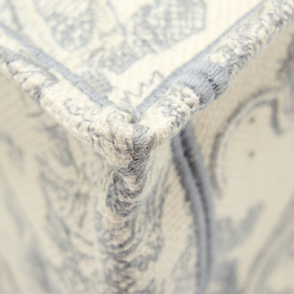 dior-medium-dior-book-tote-grey-toile-de-jouy-embroidery
