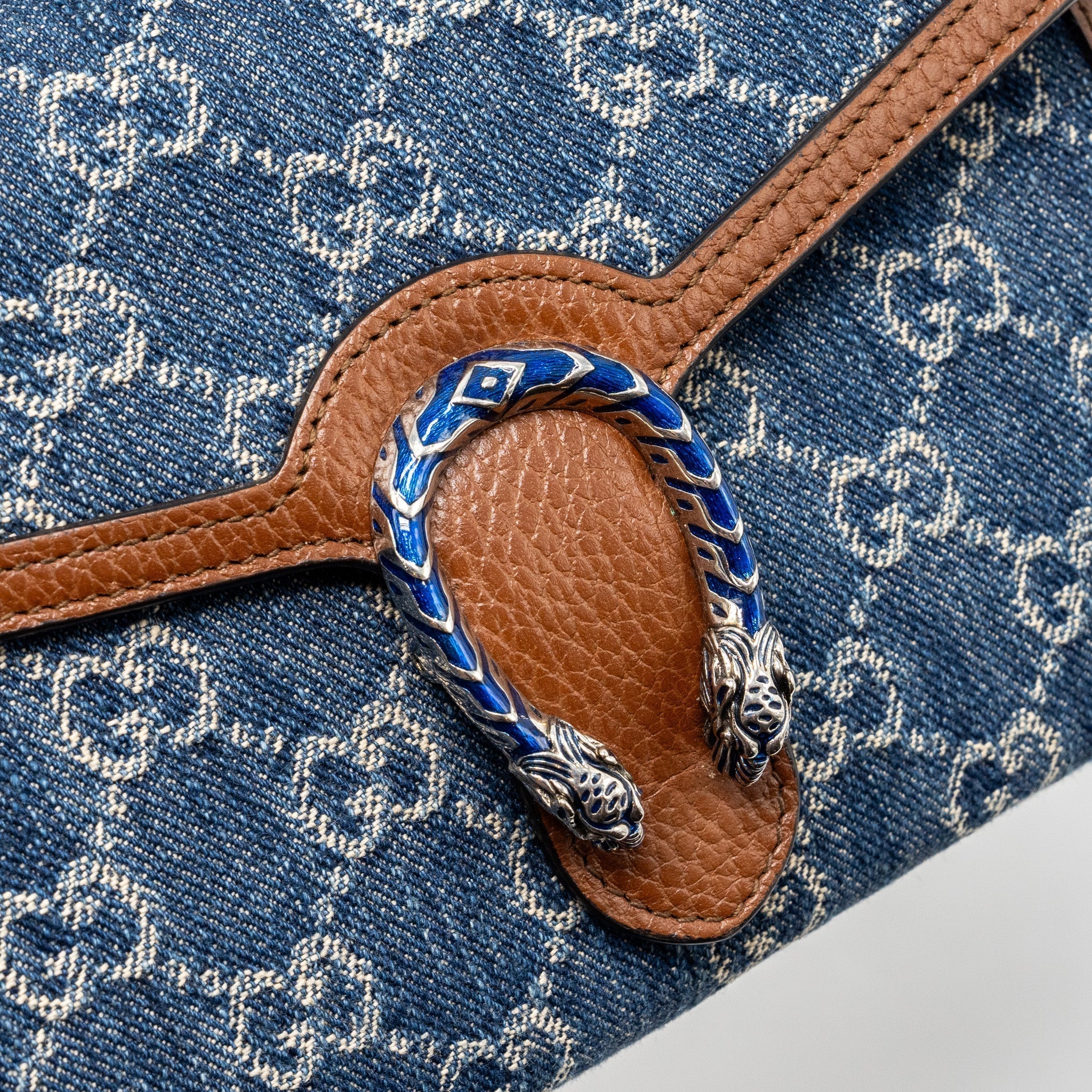 gucci-dionysus-chain-wallet-bag-gg-supreme-denim-leather-blue-silver-hardware