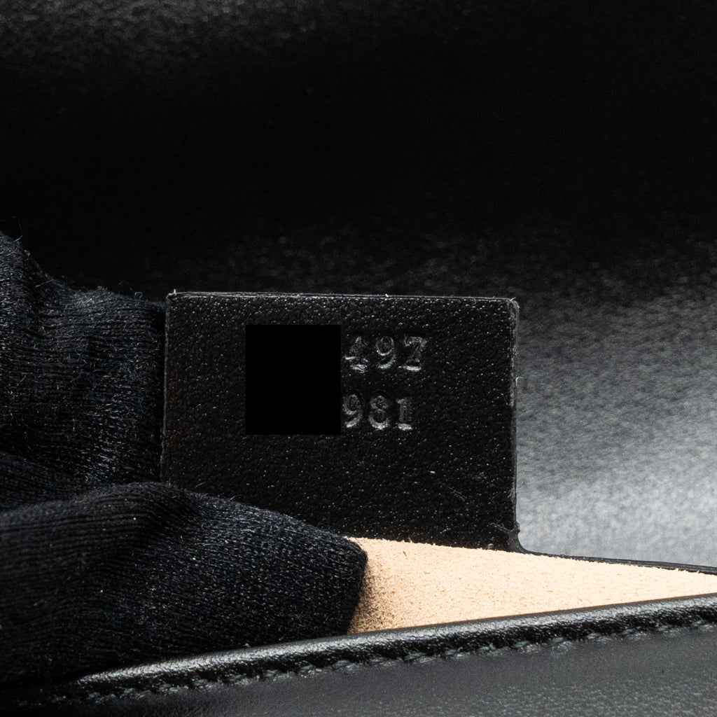 gucci-small-marmont-bag-calfskin-black-ghw
