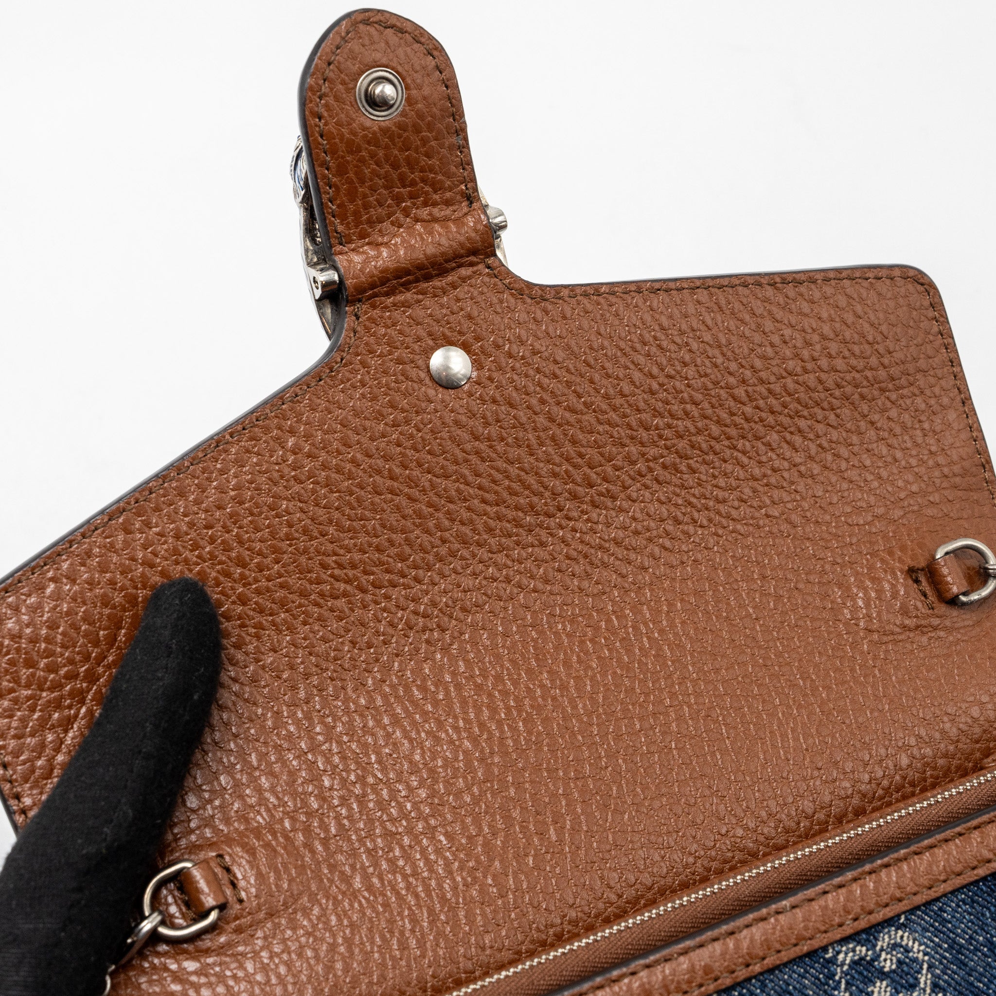 gucci-dionysus-chain-wallet-bag-gg-supreme-denim-leather-blue-silver-hardware