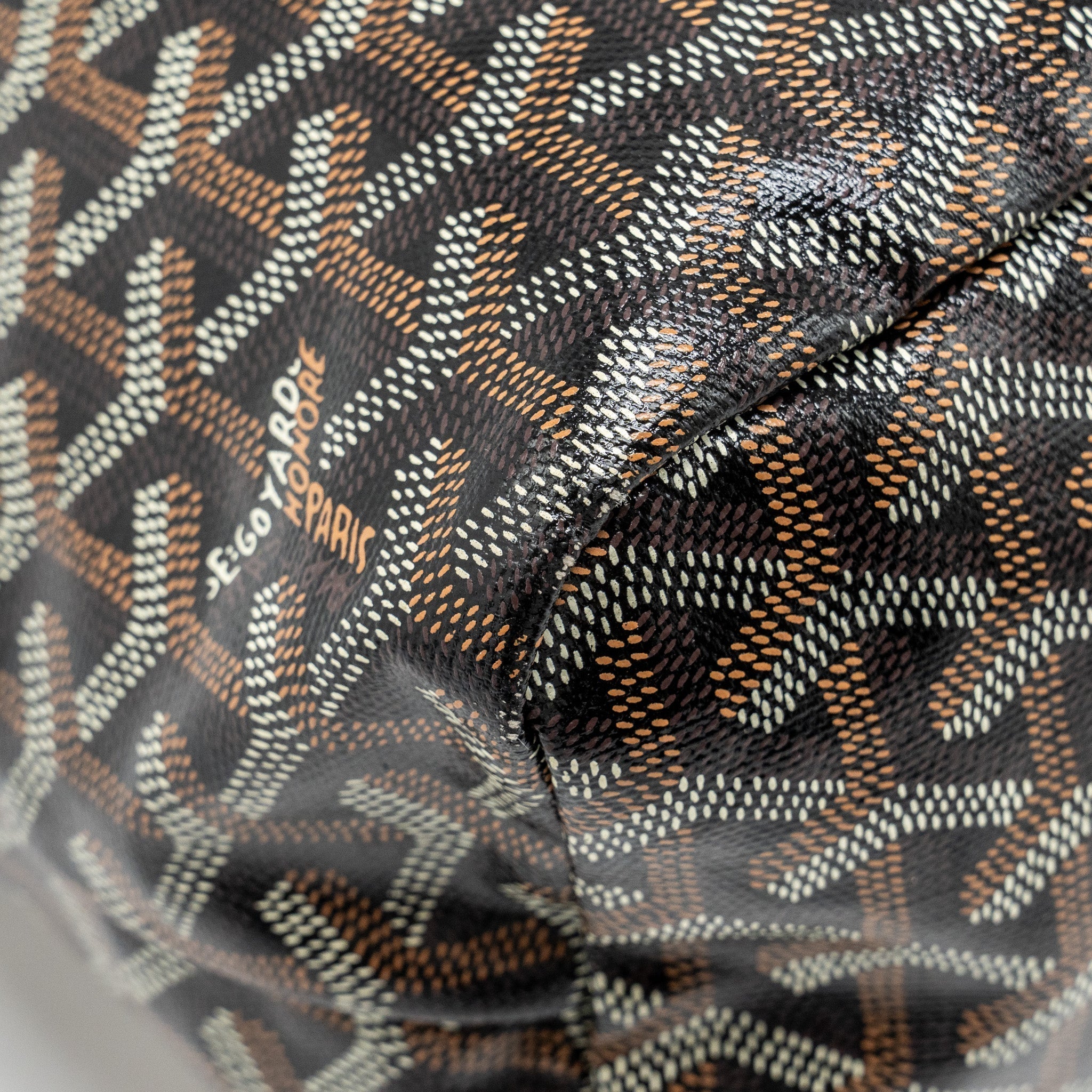 goyard-boheme-hobo-bag-goyardine-canvas-calfskin-black-shw