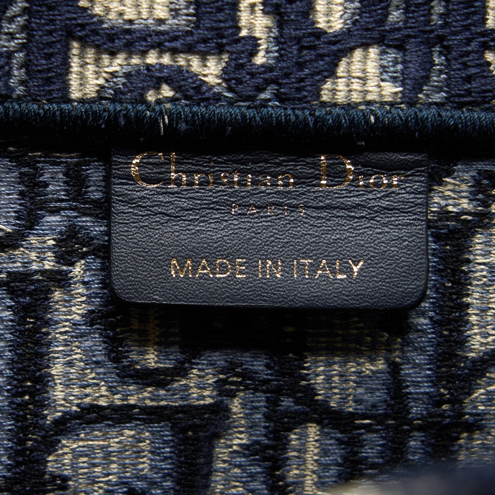 dior-medium-book-tote-blue-oblique-embroidery