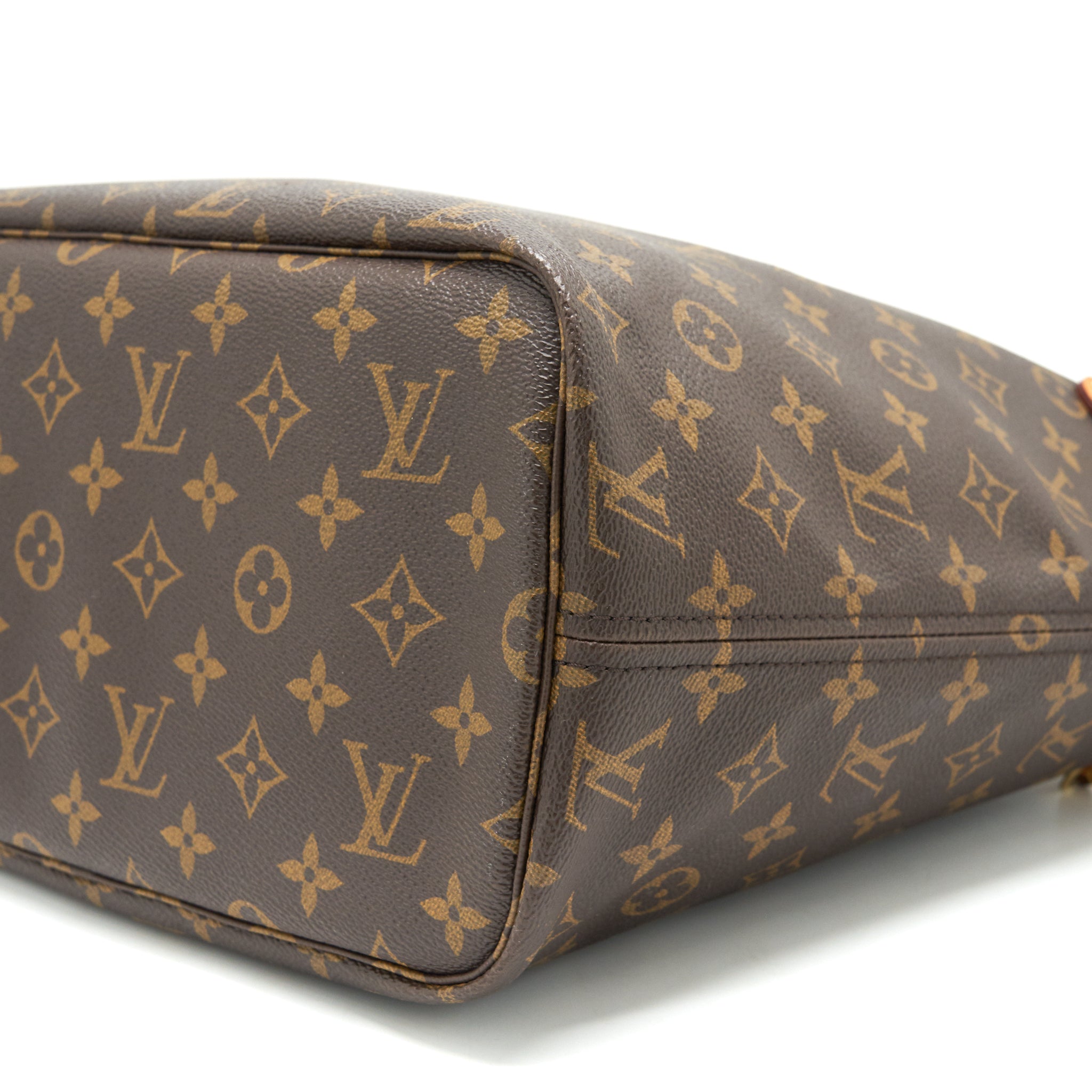 louis-vuitton-neverfull-mm-monogram