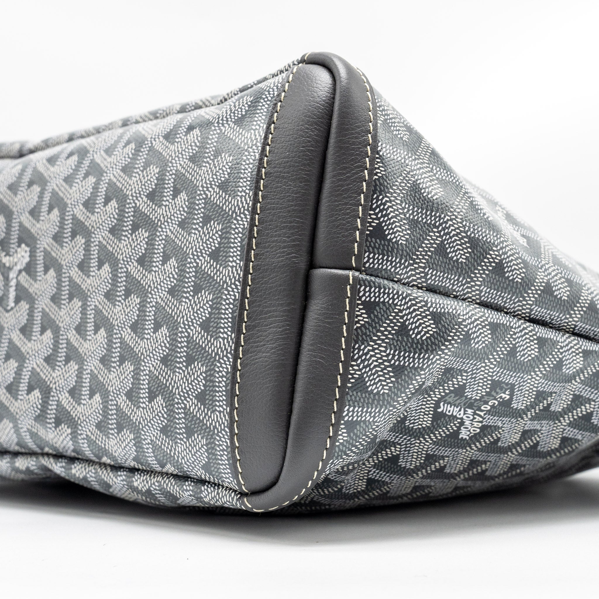 goyard-artois-tote-bag-goyardline-canvas-calfskin-grey-shw