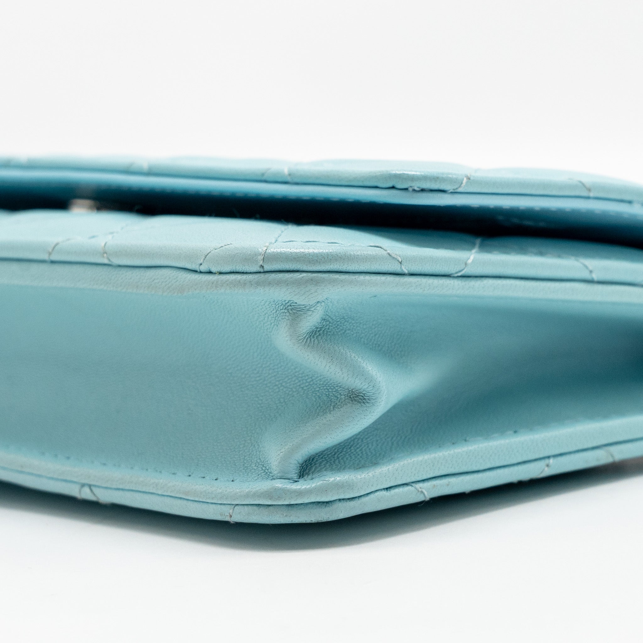 chanel-classic-wallet-on-chain-lambskin-light-blue-shw-1