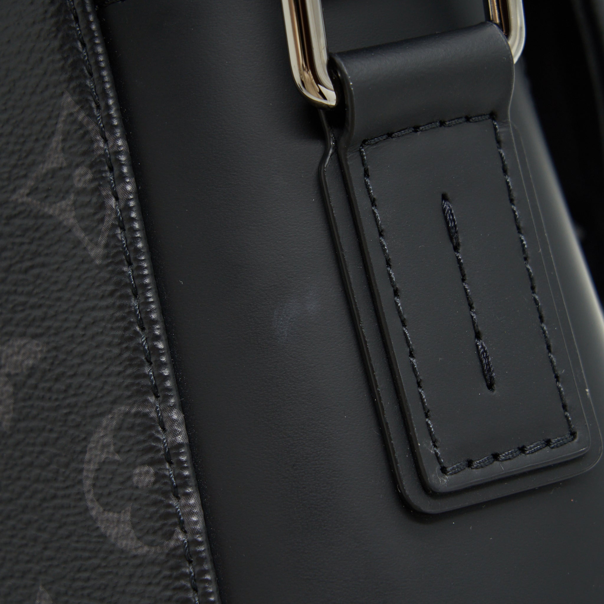 louis-vuitton-eclipse-voyager-messenger-bag-monogram-canvas-black-year-2020