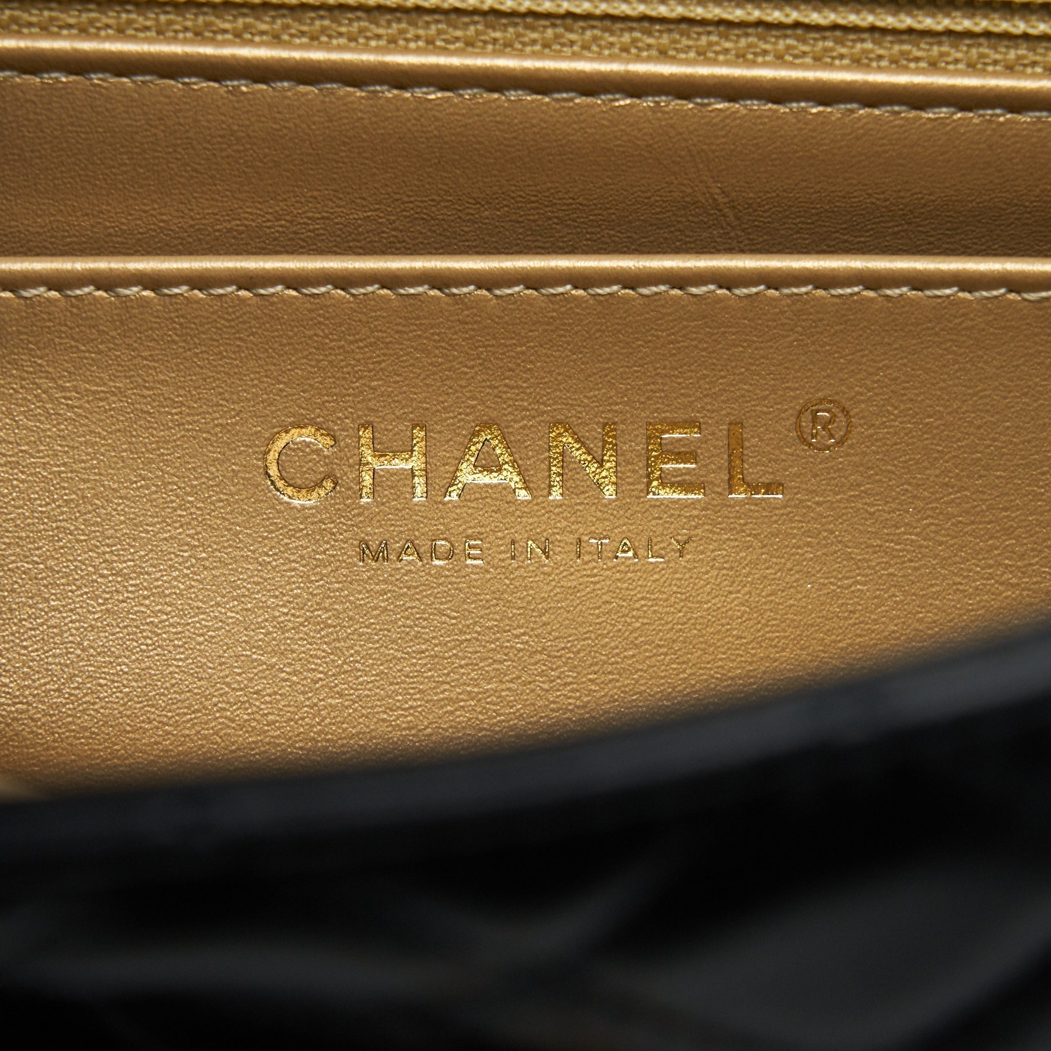 chanel-22c-pearl-crush-mini-rectangular-lambskin-black-ghw-microchip