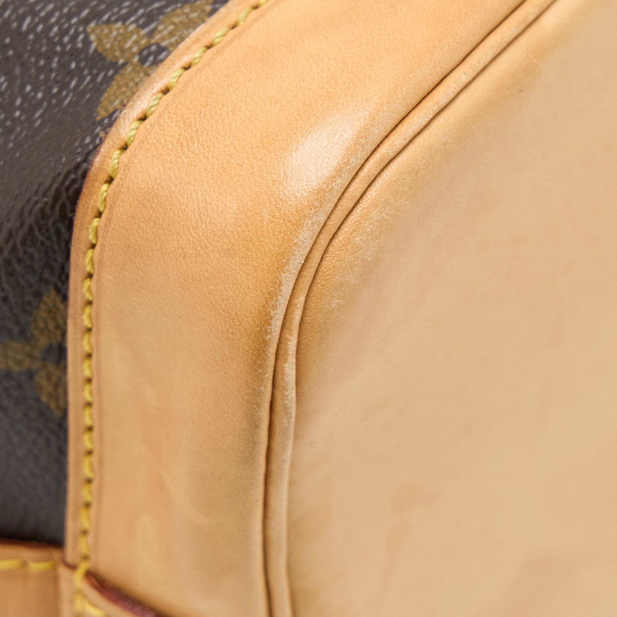 louis-vuitton-neo-noe-bb-monogram-canvas-ghw-1