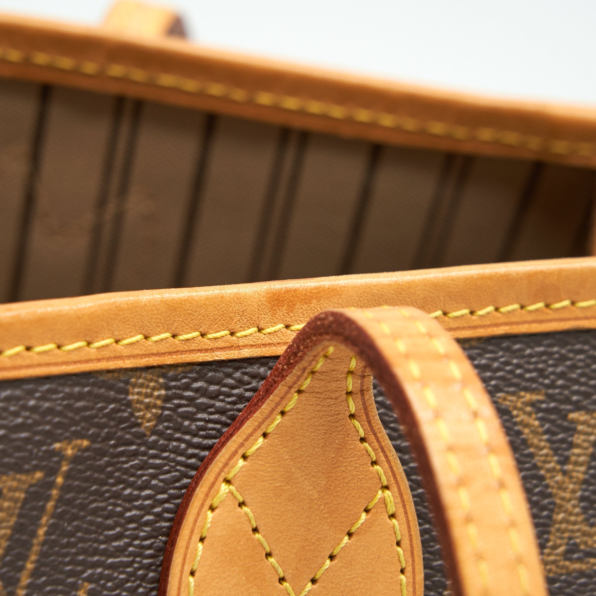 louis-vuitton-neverfull-mm-monogram