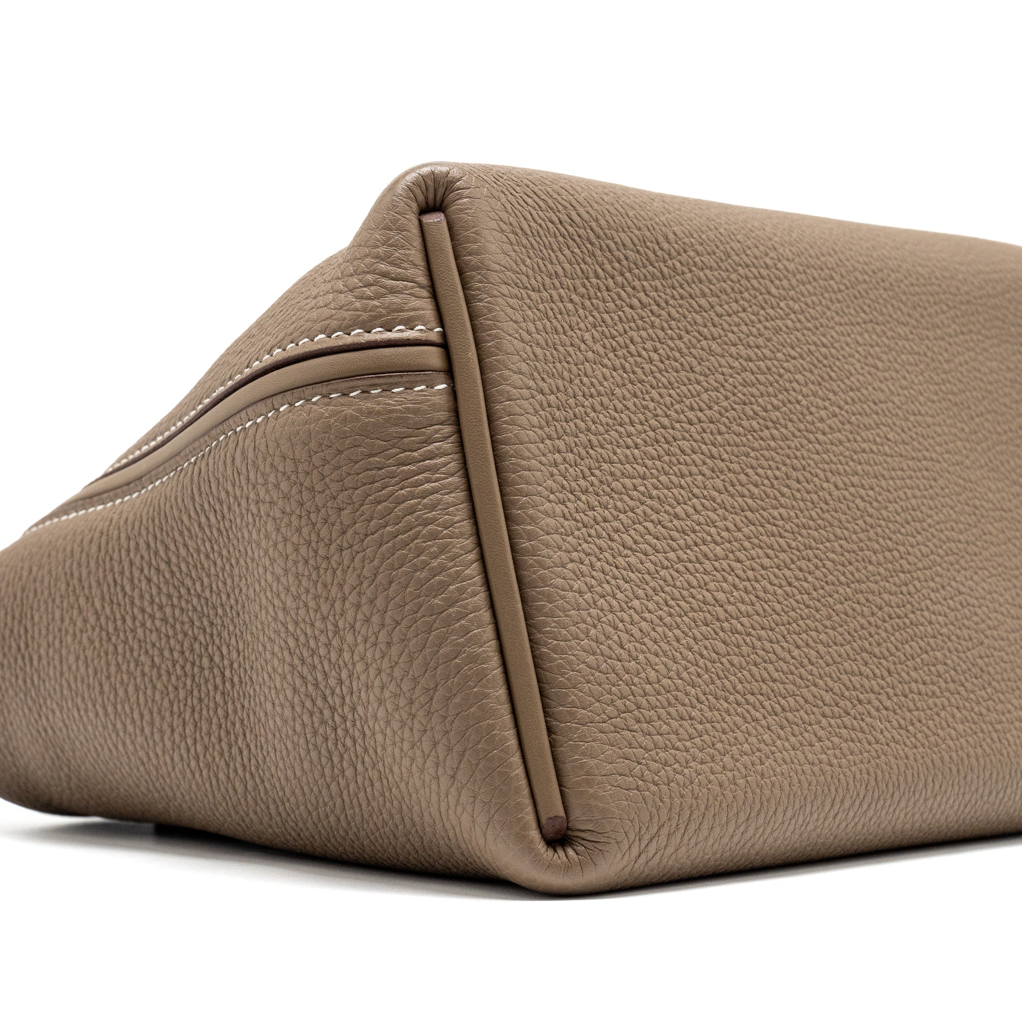 hermes-2424-etoupe