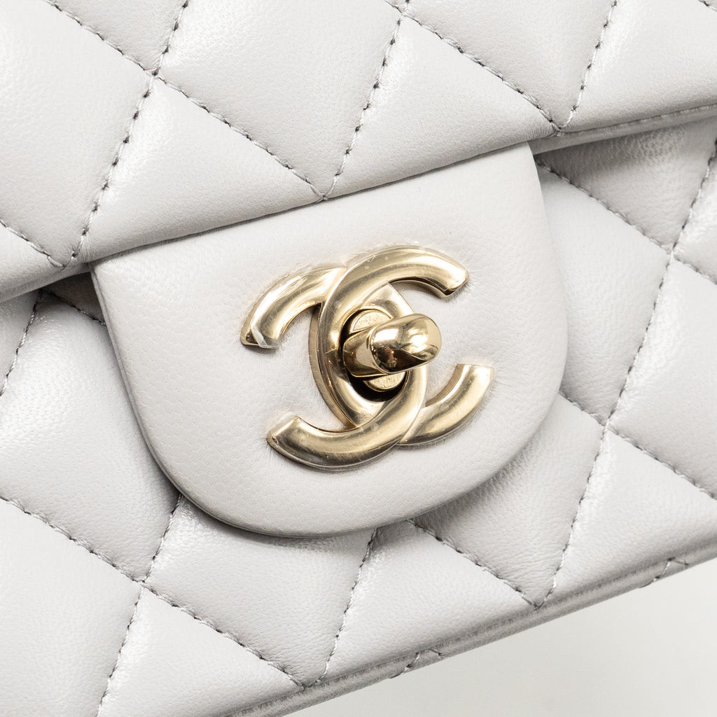 chanel-top-handle-mini-rectangular-flap-bag-lambskin-light-grey-lghw-microchip-copy