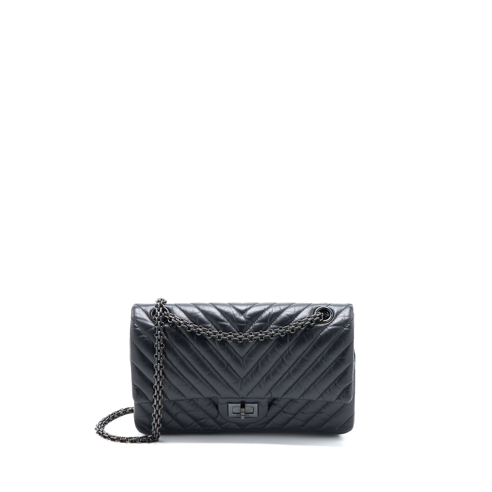 chanel-2-55-reissue-small-double-flap-bag-chevron-aged-calfskin-black-with-black-hardware