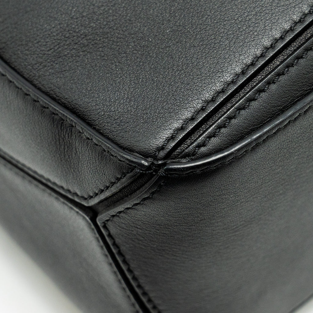 loewe-small-puzzle-bag-calfskin-black-shw