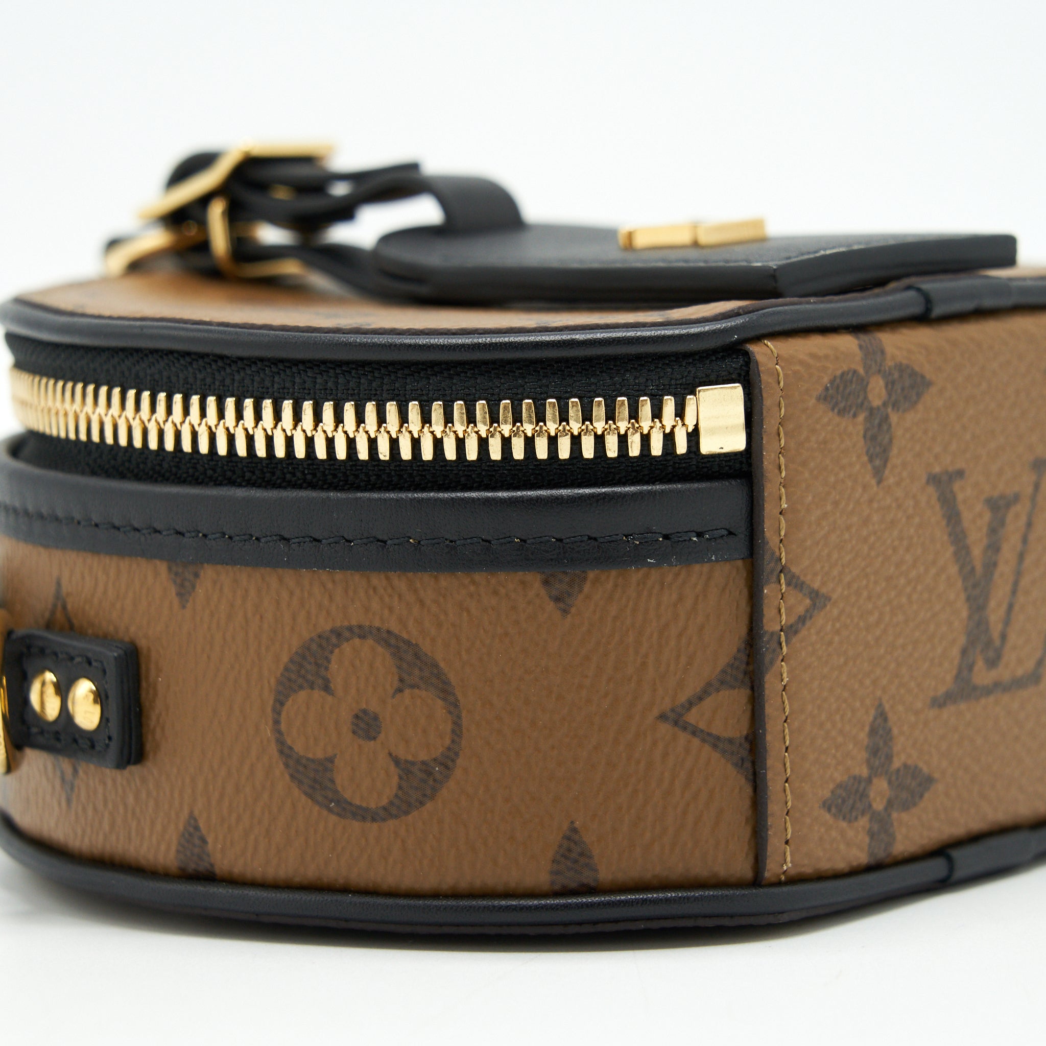 louis-vuitton-mini-boite-chapeau
