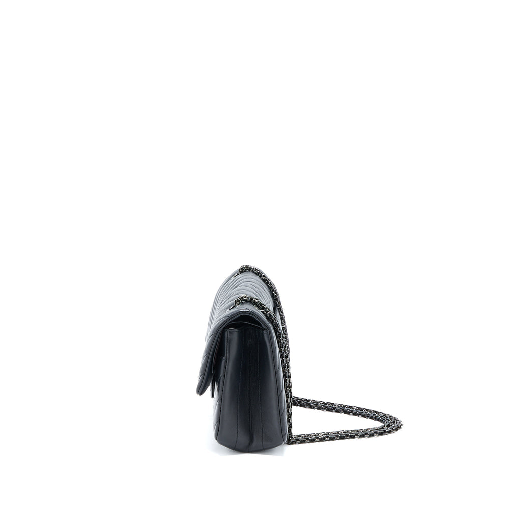 chanel-2-55-reissue-small-double-flap-bag-chevron-aged-calfskin-black-with-black-hardware