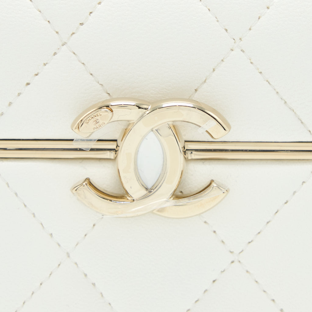 chanel-22p-quilted-mini-box-vanity-with-chain-lambskin-white-lghw