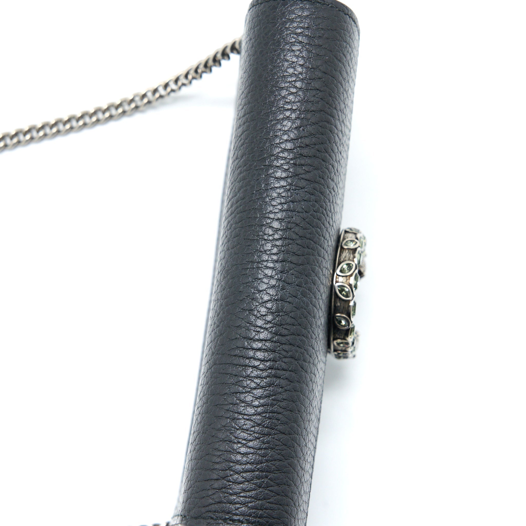 gucci-super-mini-dionysus-bag-calfskin-black-ruthenium-hardware