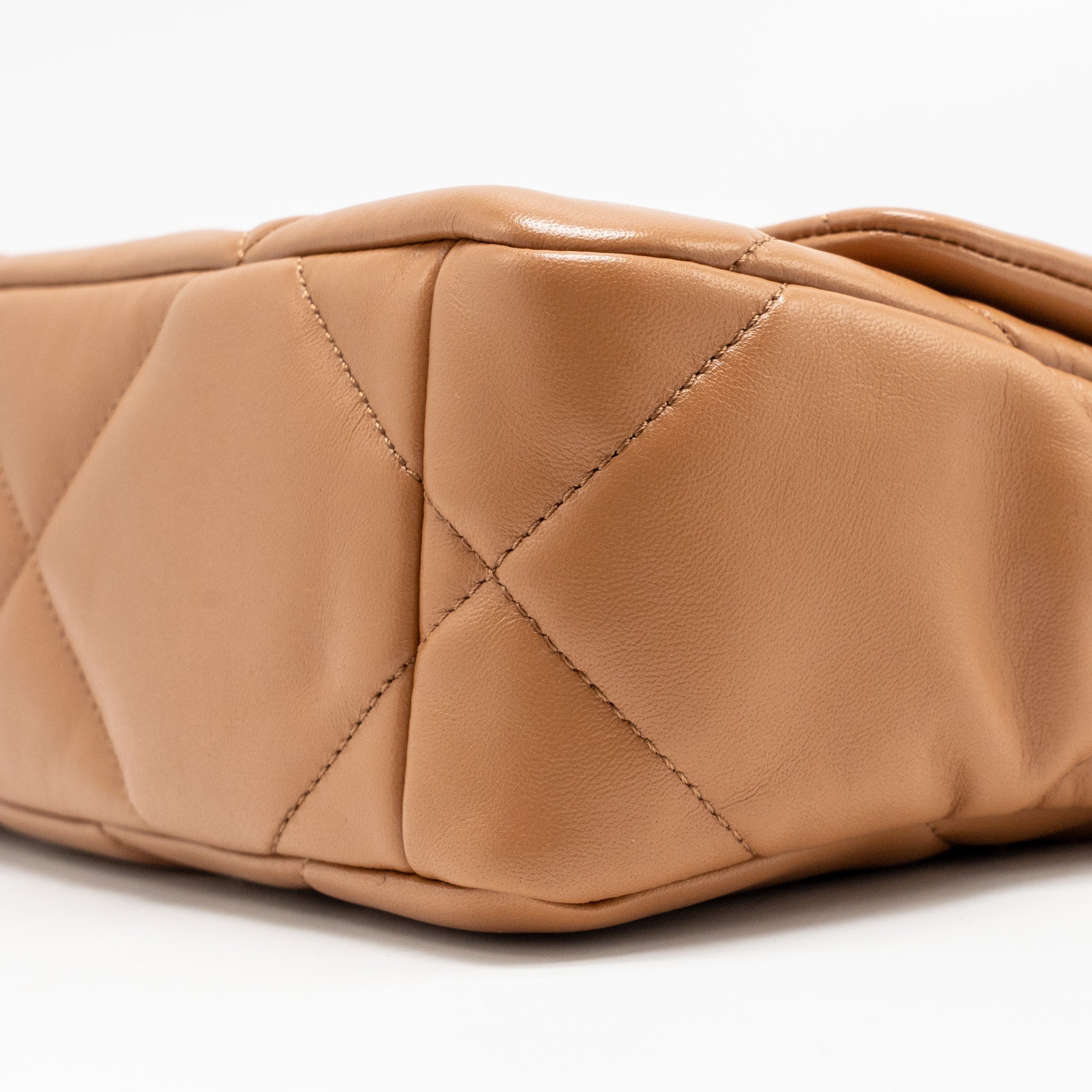 chanel-small-19-bag-lambskin-caramel-multicoloured-hardwaremicrochip