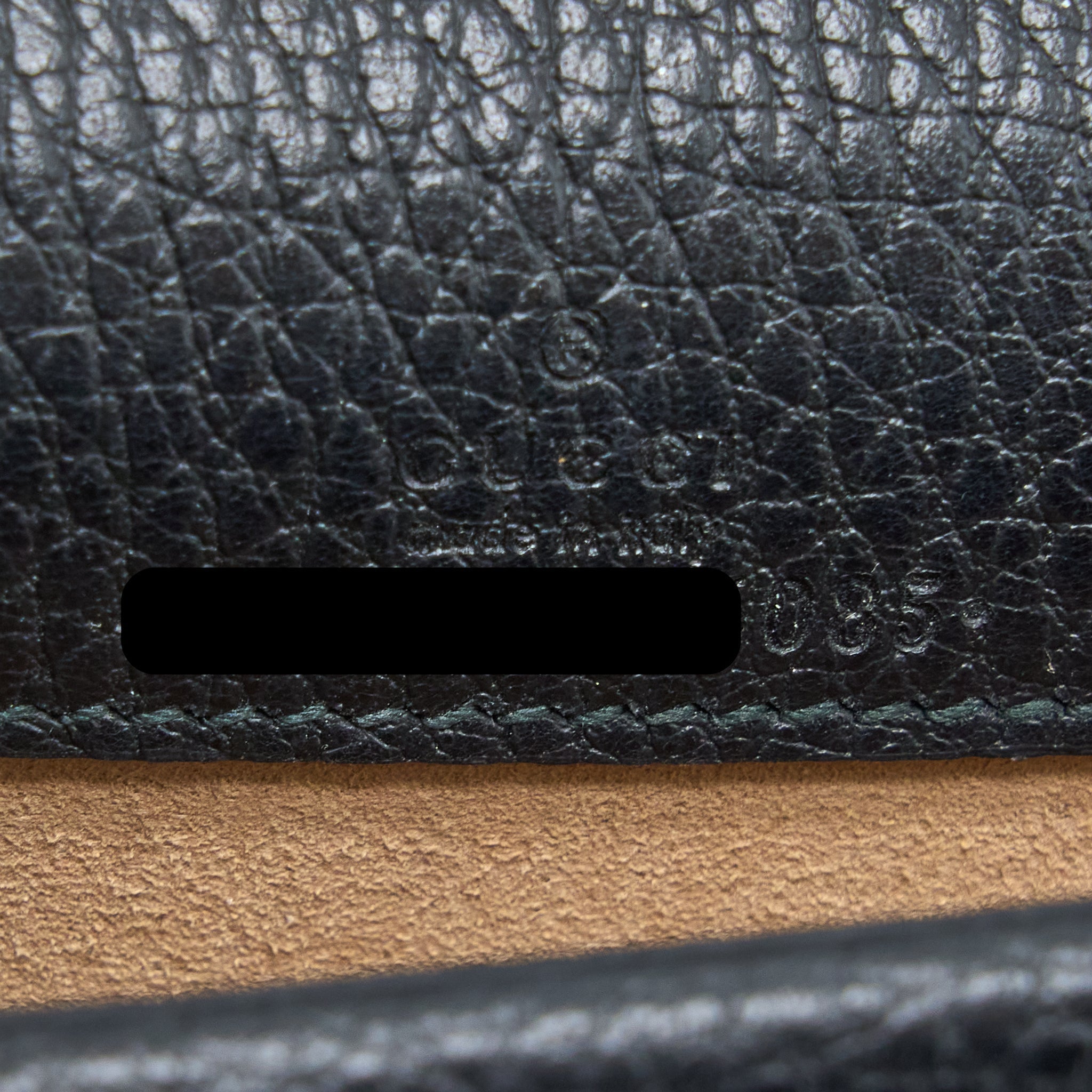 gucci-super-mini-dionysus-bag-calfskin-black-ruthenium-hardware
