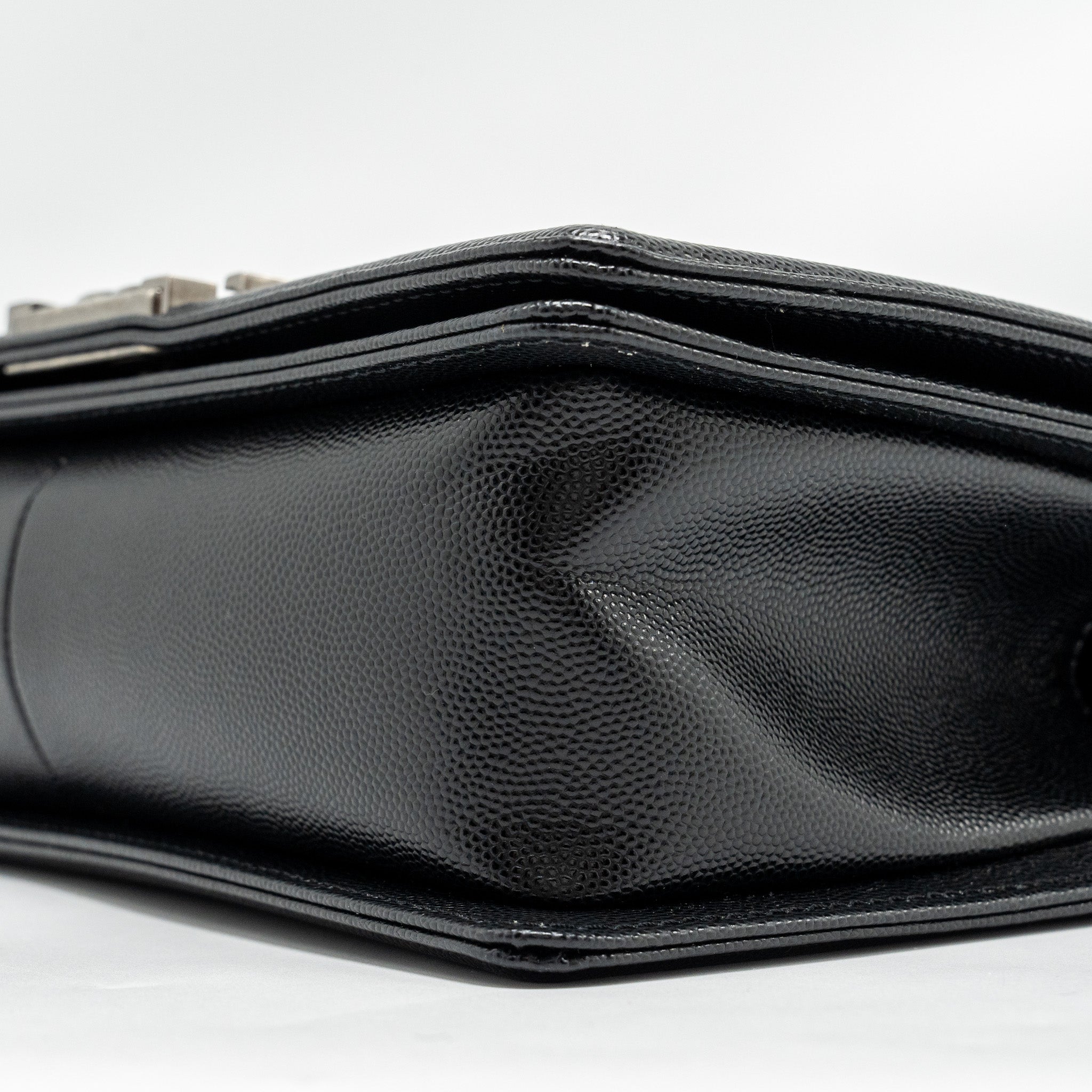 chanel-medium-boy-bag-caviar-black-ruthenium-hardware-microchip