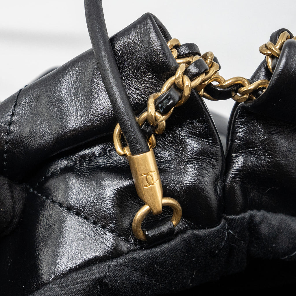 chanel-mini-22-bag-shiny-calfskin-black-ghw-microchip-2
