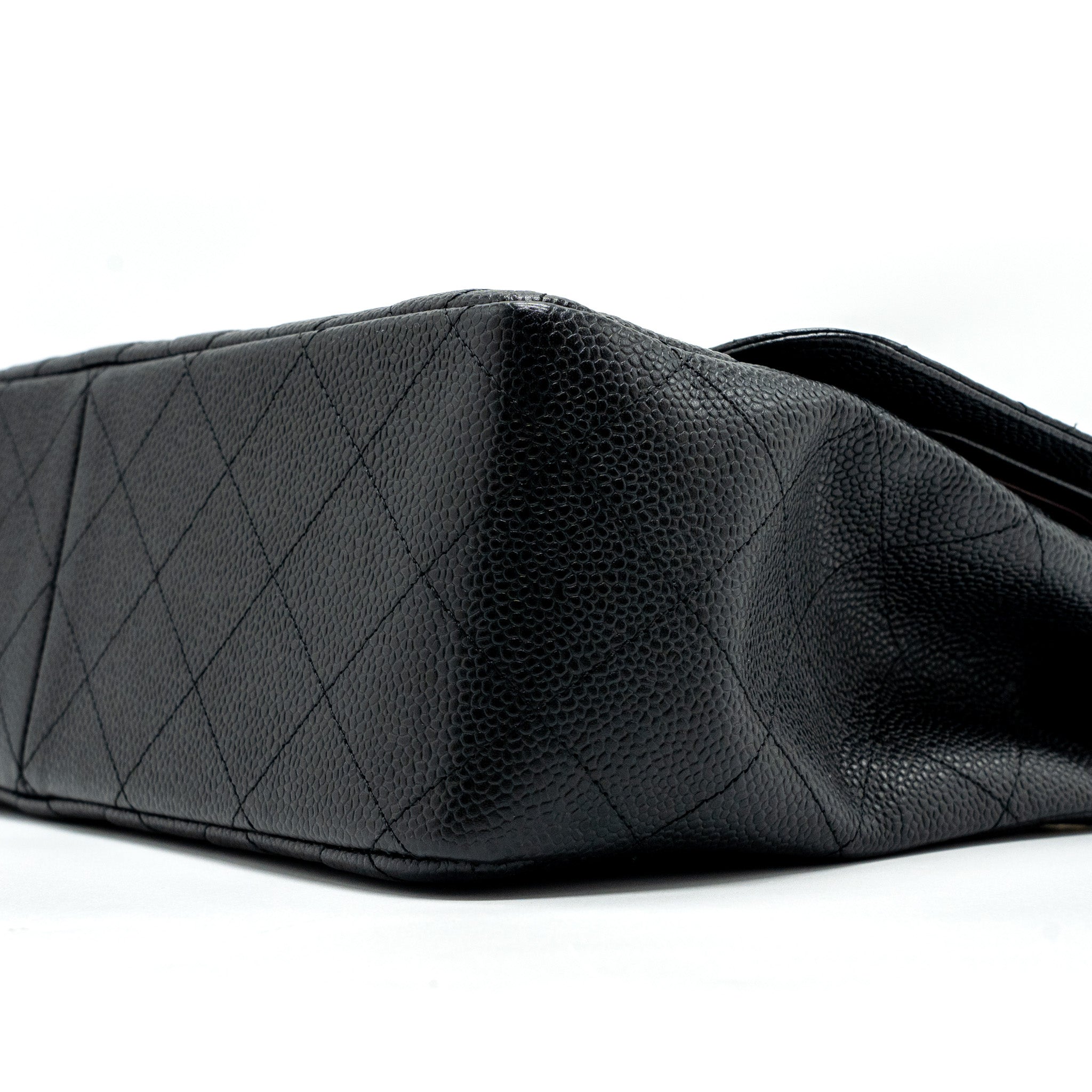 chanel-jumbo-classic-double-flap-bag-caviar-black-with-ghw