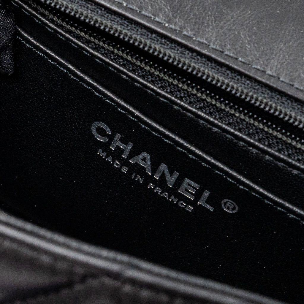 copy-of-chanel-mini-2-55-reissue-flap-bag-chevron-calfskin-so-black